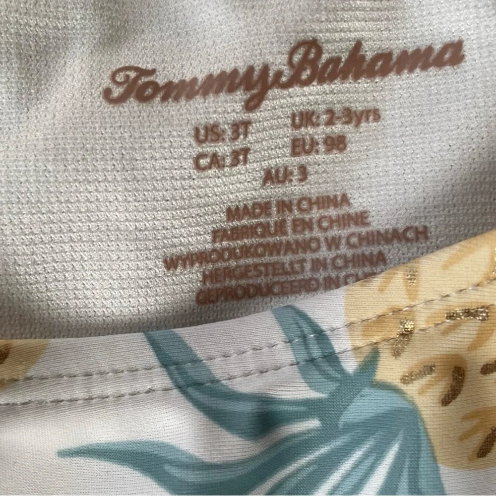Tommy Bahama toddler girls long sleeve RASH GUARD WITH PINEAPPLES SIZE 3T #132